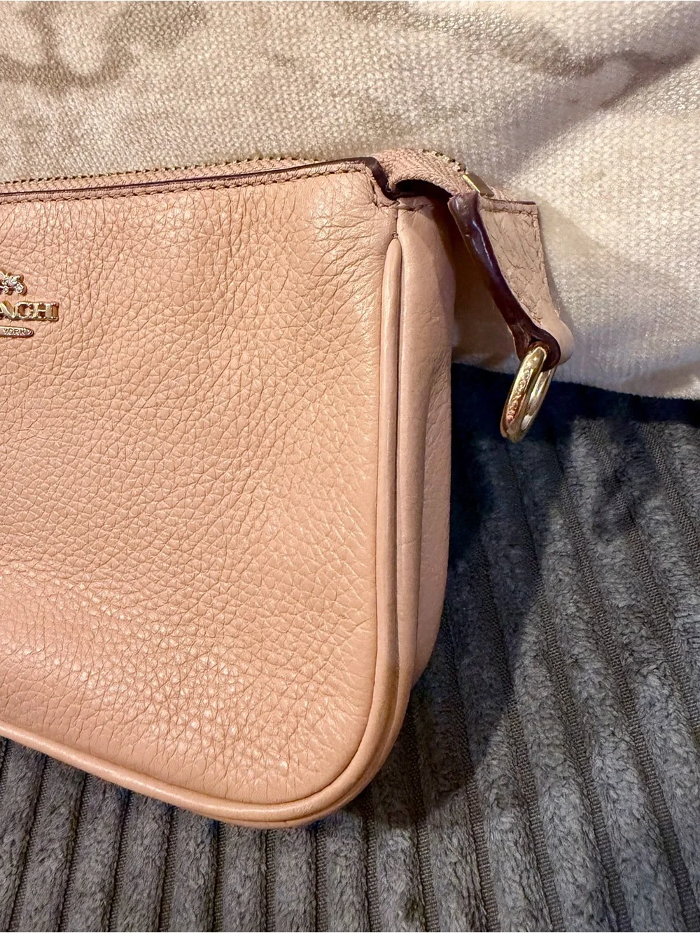 Coach 19 Nolita Pebble Leather Clutch Wristlet Purse